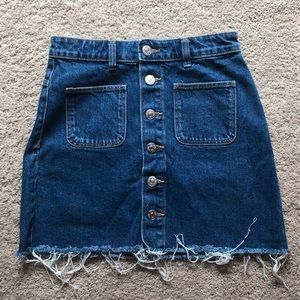 Denim skirt w/ button down front (S)